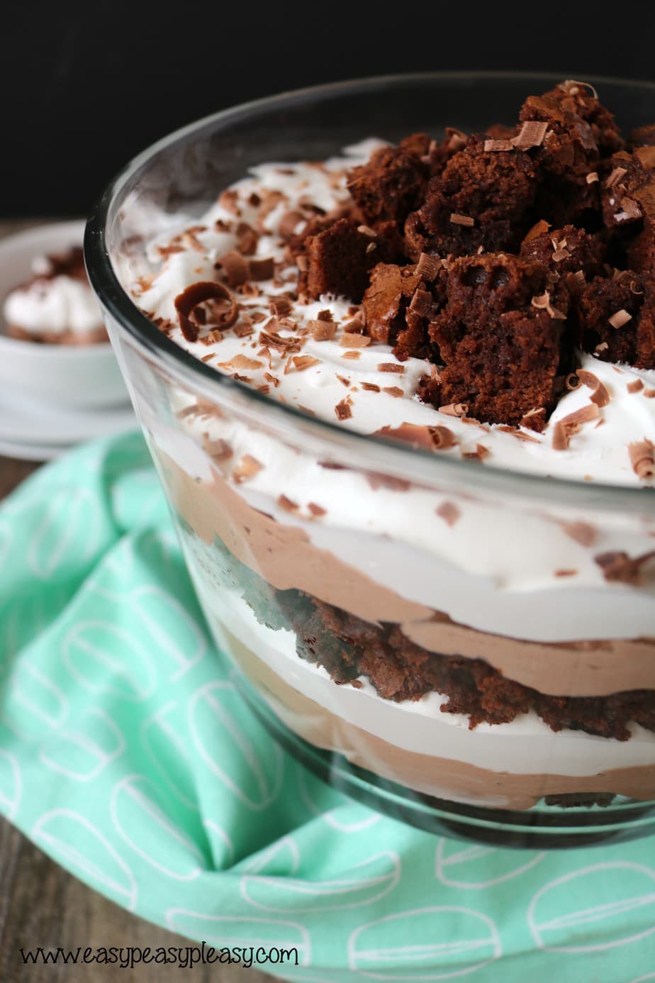 Deliciously Easy Chocolate Brownie Trifle - Easy Peasy Pleasy