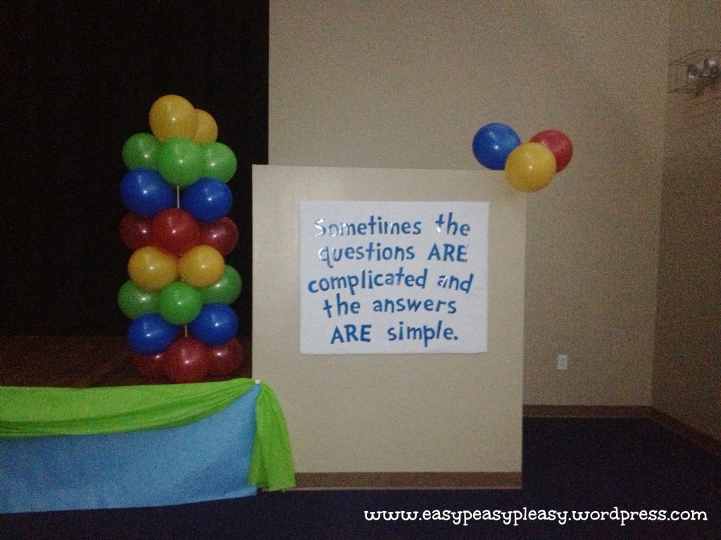 Dr. Seuss Stage Decoration Balloon Column