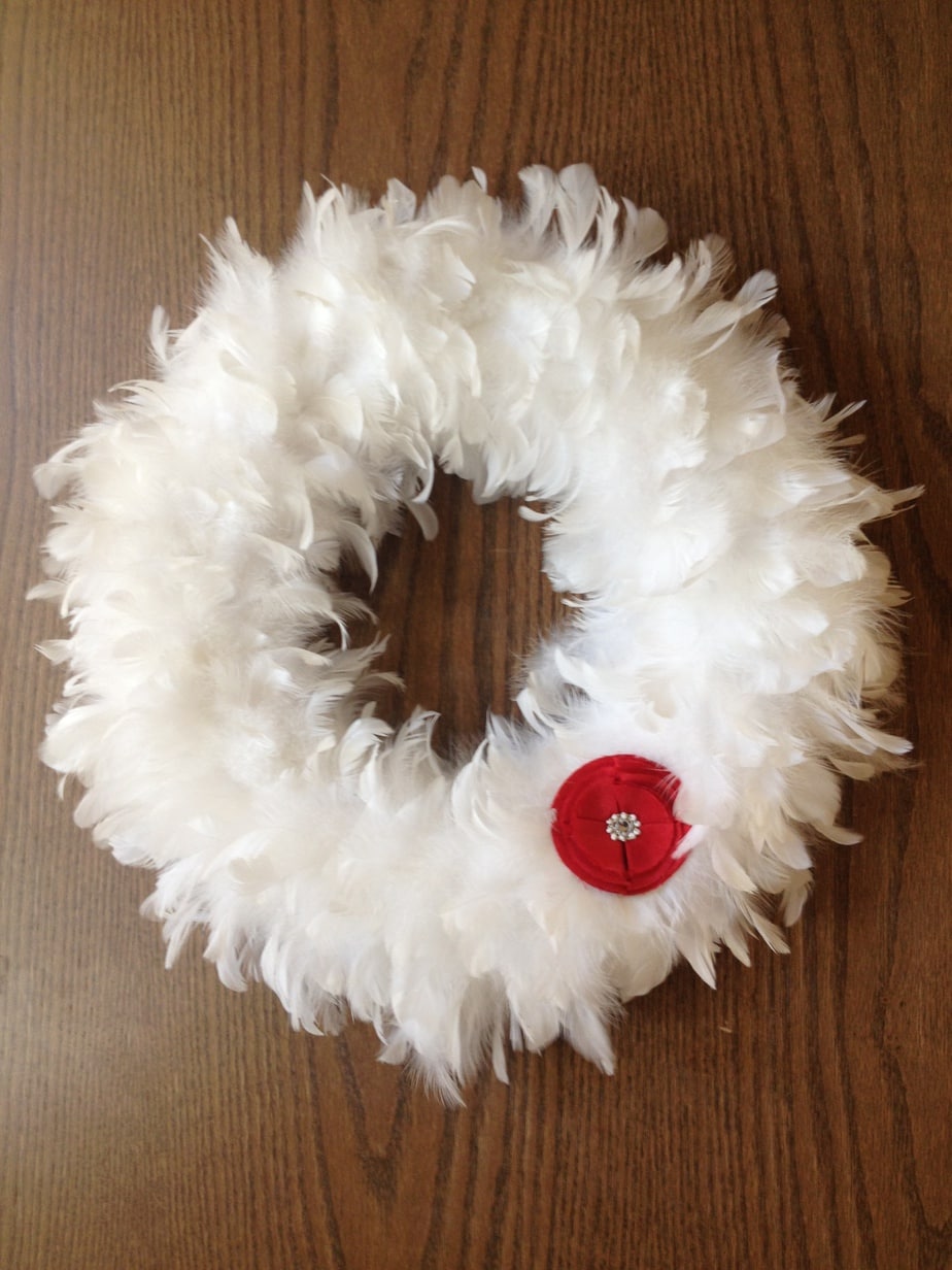 PTO Teachers Lounge Valentine feather wreath