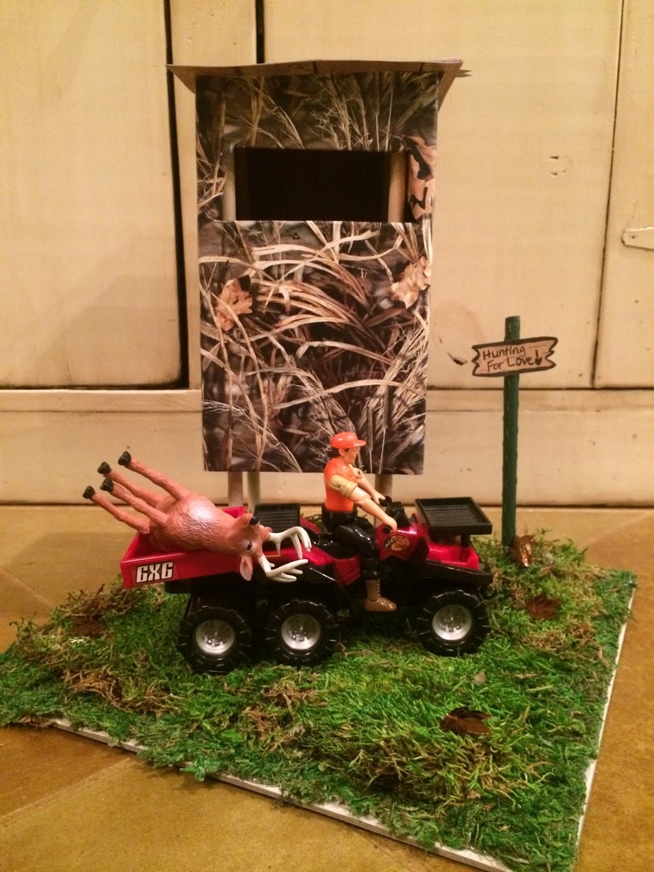 Valentine box deer stand front view