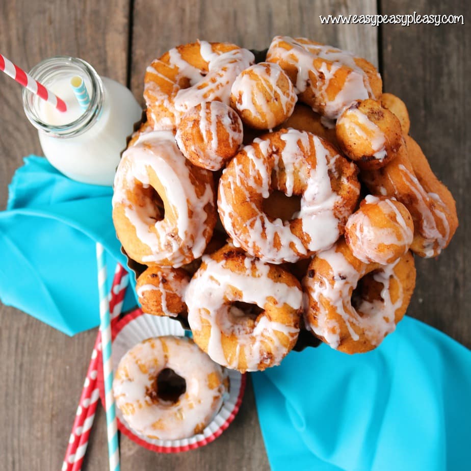 You will go crazy over how delicious these easy 2 ingredient cinnamon roll donuts are.
