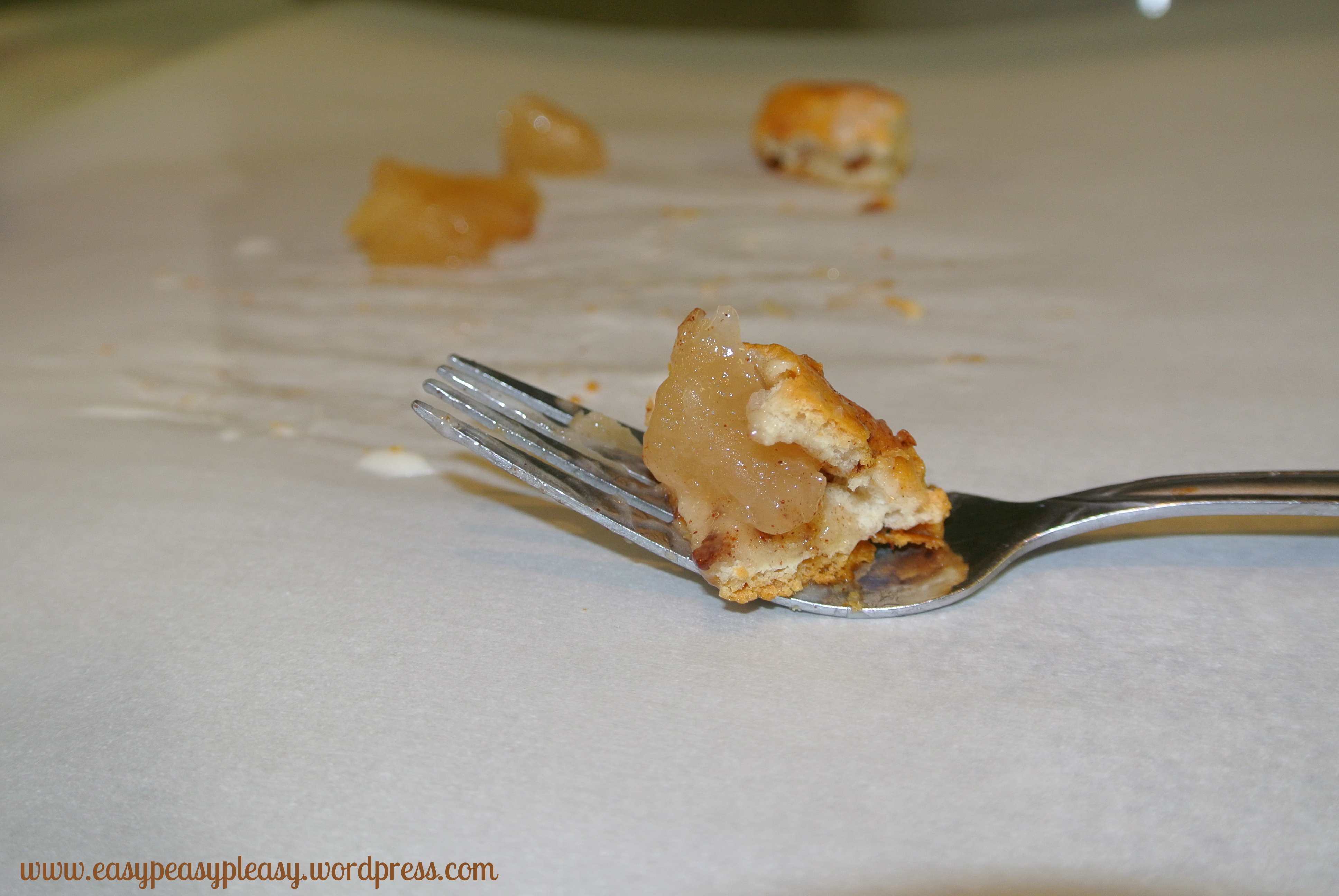Cinnamon Roll Apple Turnovers using canned apple pie filling