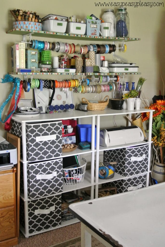 Organize a craft room with free printable!