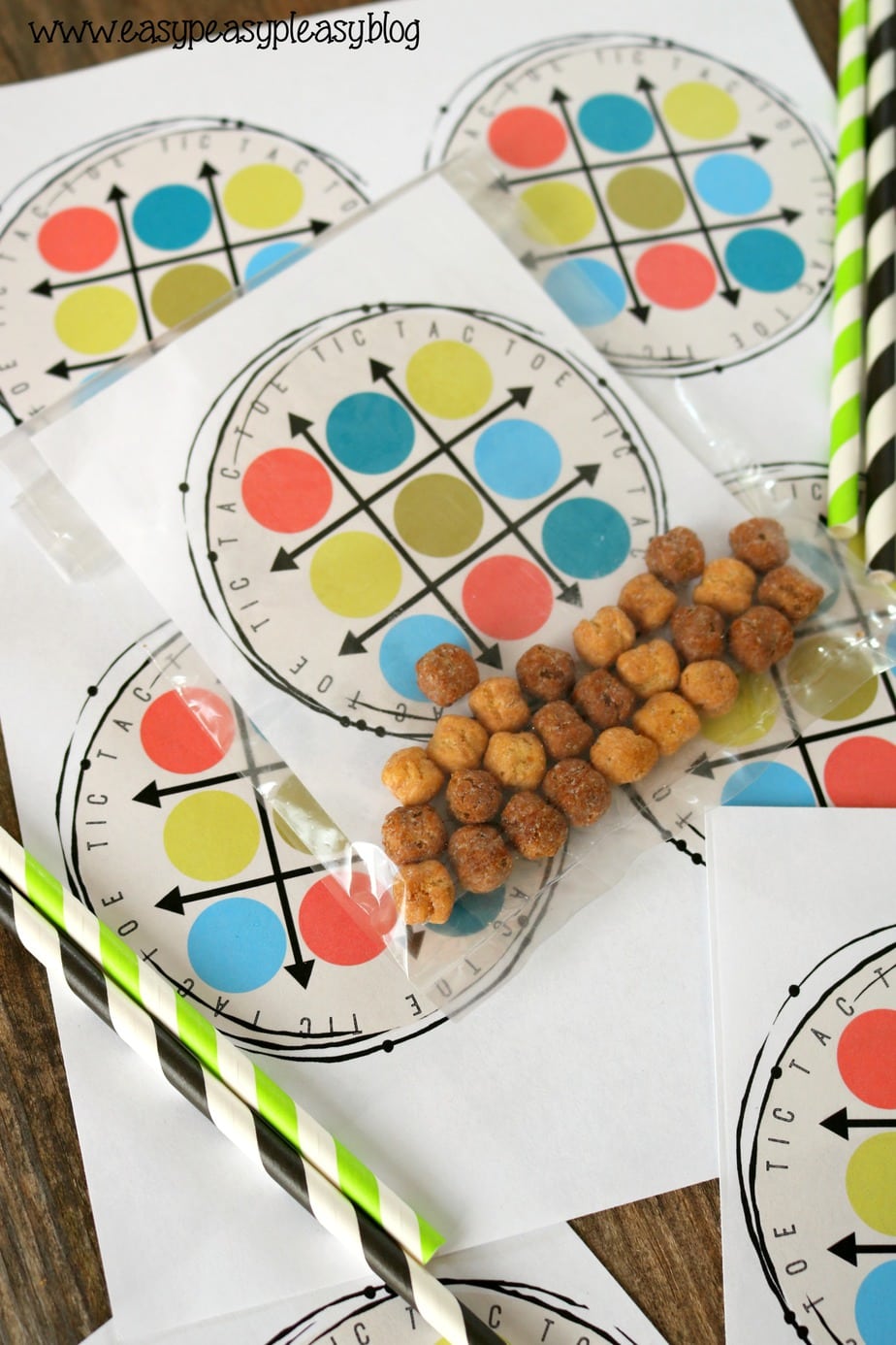 Free printable tic tac toe lunchbox game using cereal. Kids will have fun with this activity plus snack!