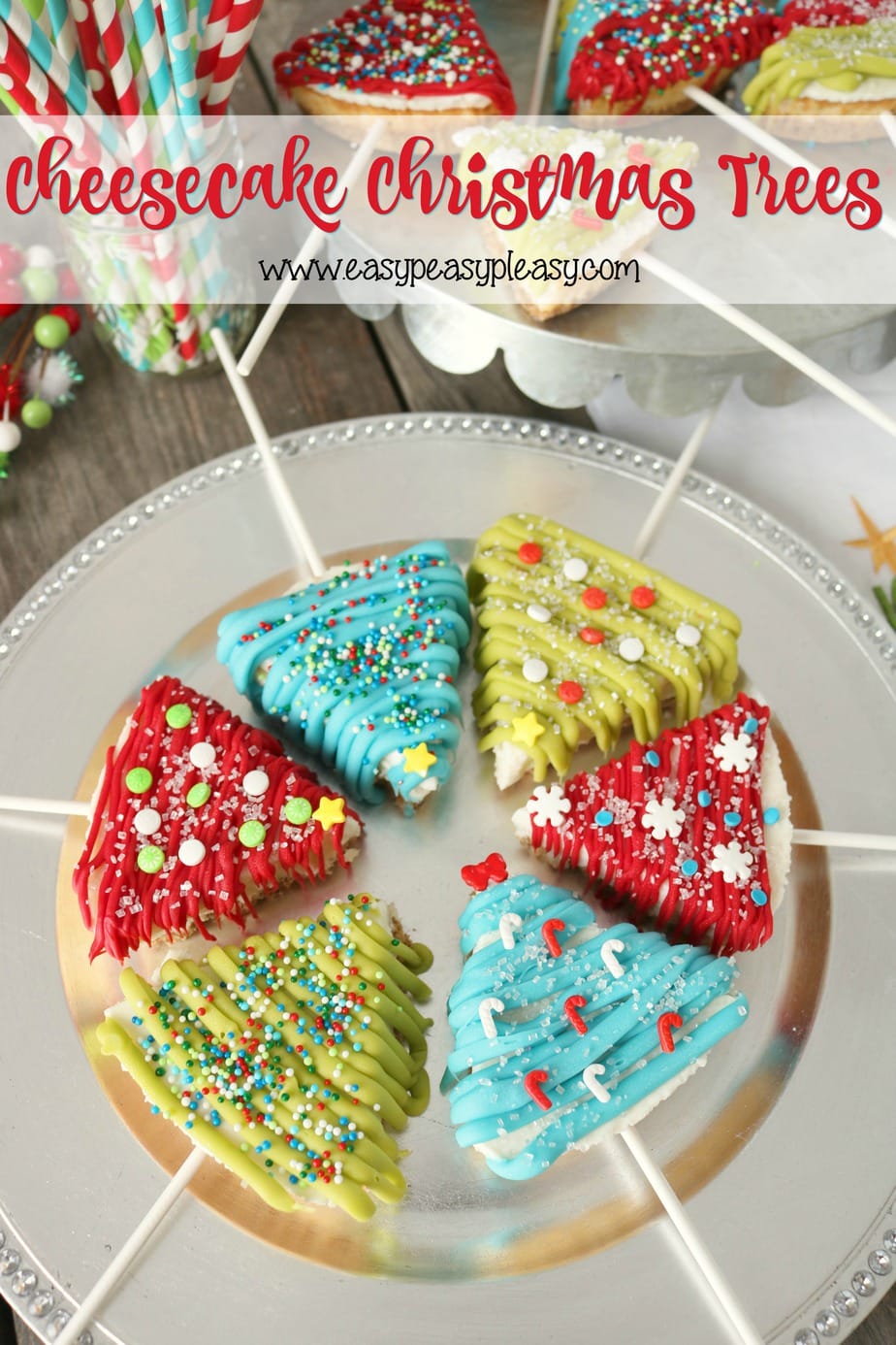 Create the cutest Cheesecake Christmas Trees using only 3 ingredients at easypeasypleasy.com