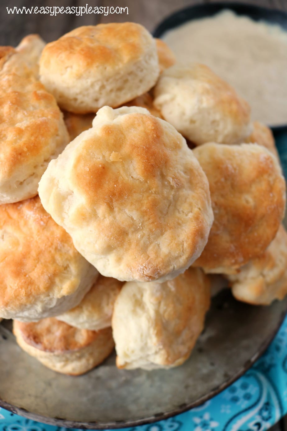 Homemade Biscuits Using Only 4 Ingredients - Easy Peasy Pleasy