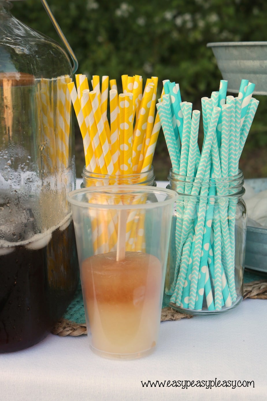 The kids came up with a fun idea to do with their homemade popsicles. Check out how they elevate these Arnold Palmer Popsicles.