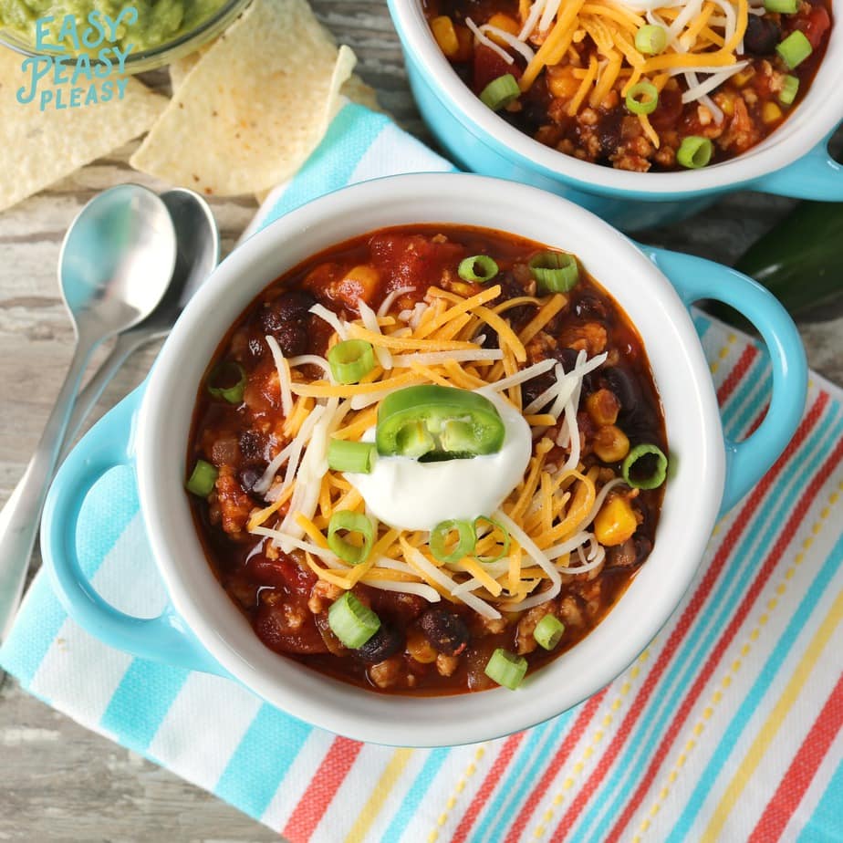 This easy One Pot Chicken Chili Recipe will become part of your cold weather recipes rotation!