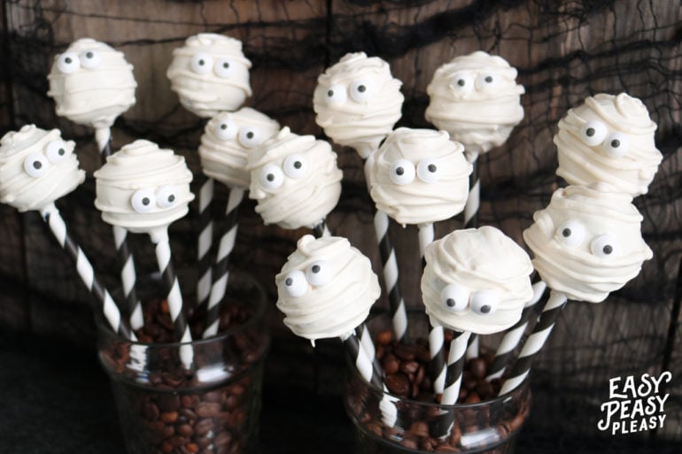Donut Hole Mummy Pops using only 4 Ingredients perfect for Halloween